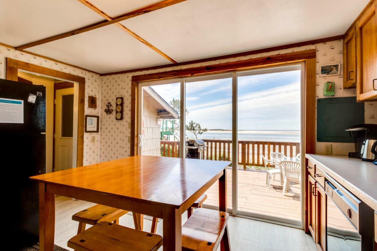 Happy Camp Beachfront Cabin Netarts المظهر الخارجي الصورة
